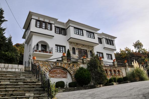 Ξενοδοχείο Πέτρινο Μακρινίτσα Εξωτερικό φωτογραφία